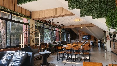 Vonmark Makeshift Coffee and Restaurant