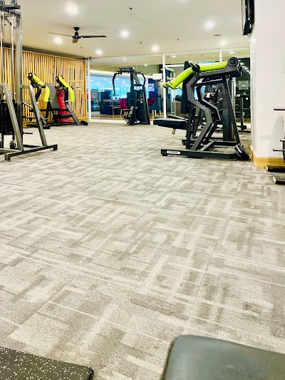 Royale Fitness Hub