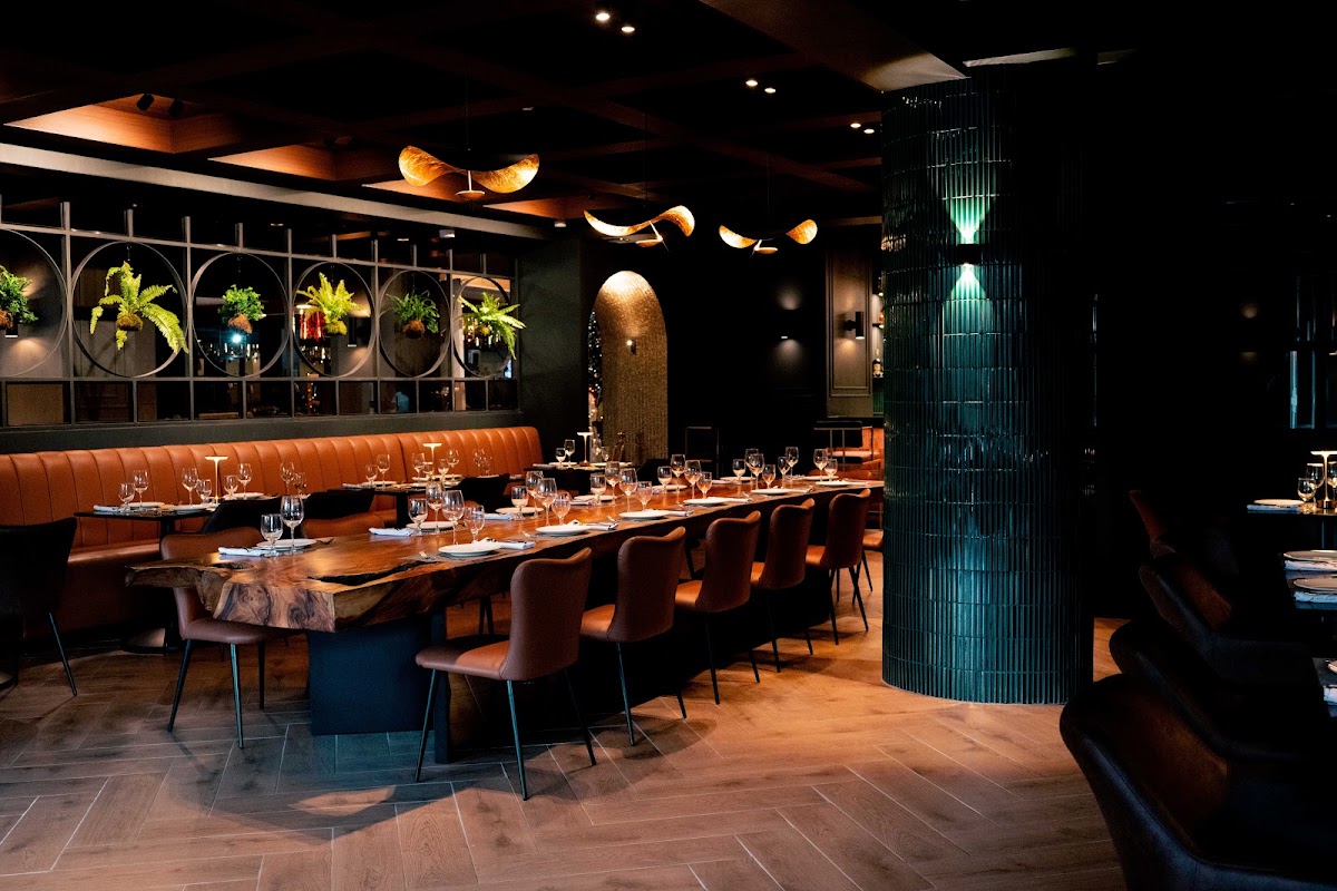 The Parkview Restaurant & Lounge