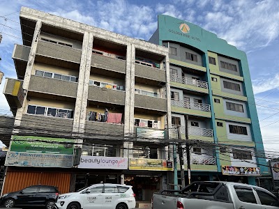 Golden Pine Hotel
