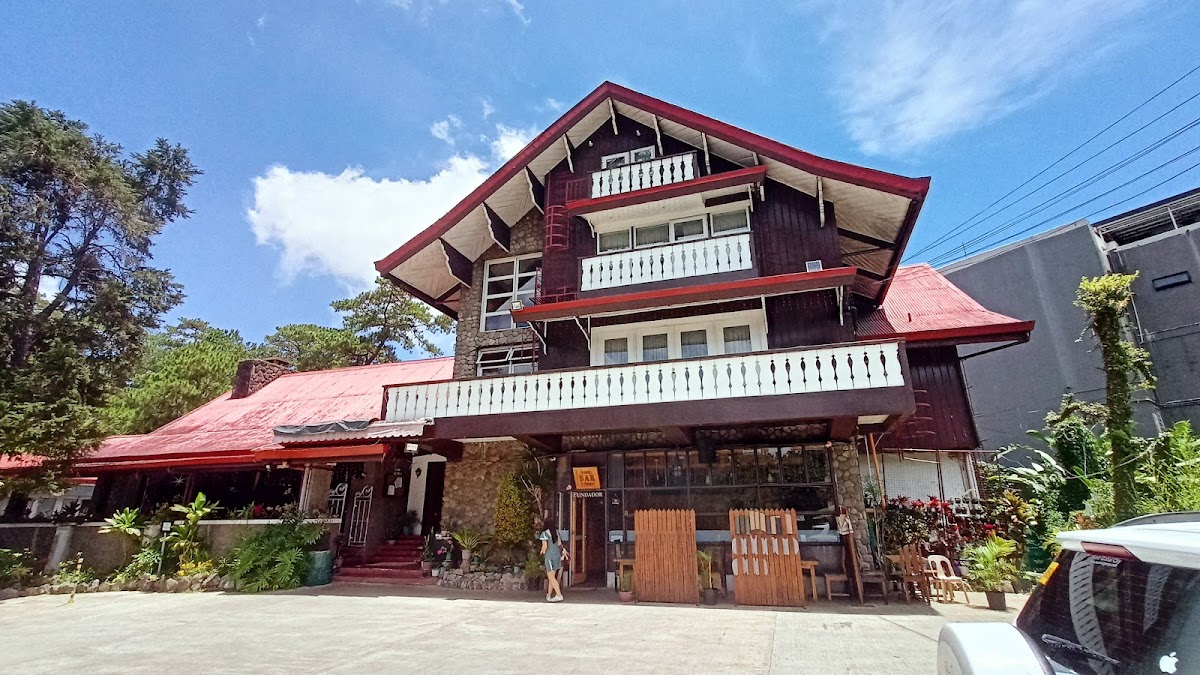 Log Cabin Hotel-Safari Baguio