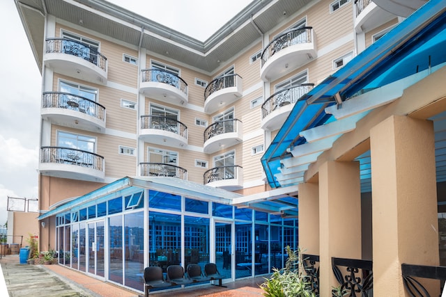 Manhattan Suites