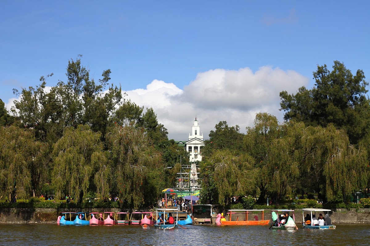 Burnham Lake