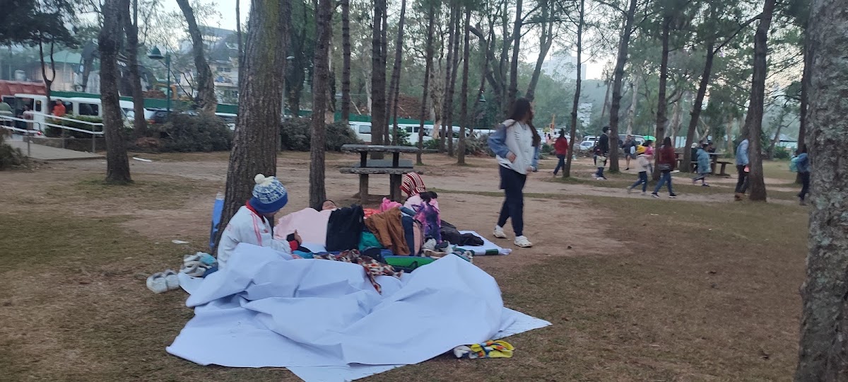 Magiting Picnic Camp