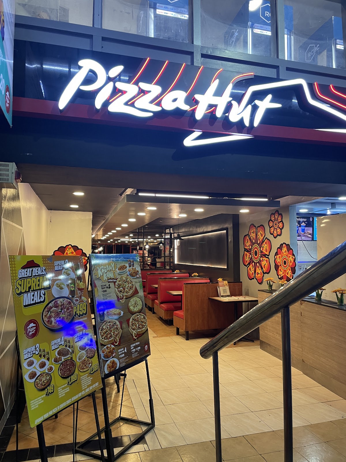 Pizza Hut