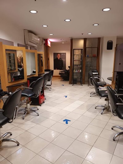 DAVID'S SALON PORTA VAGA