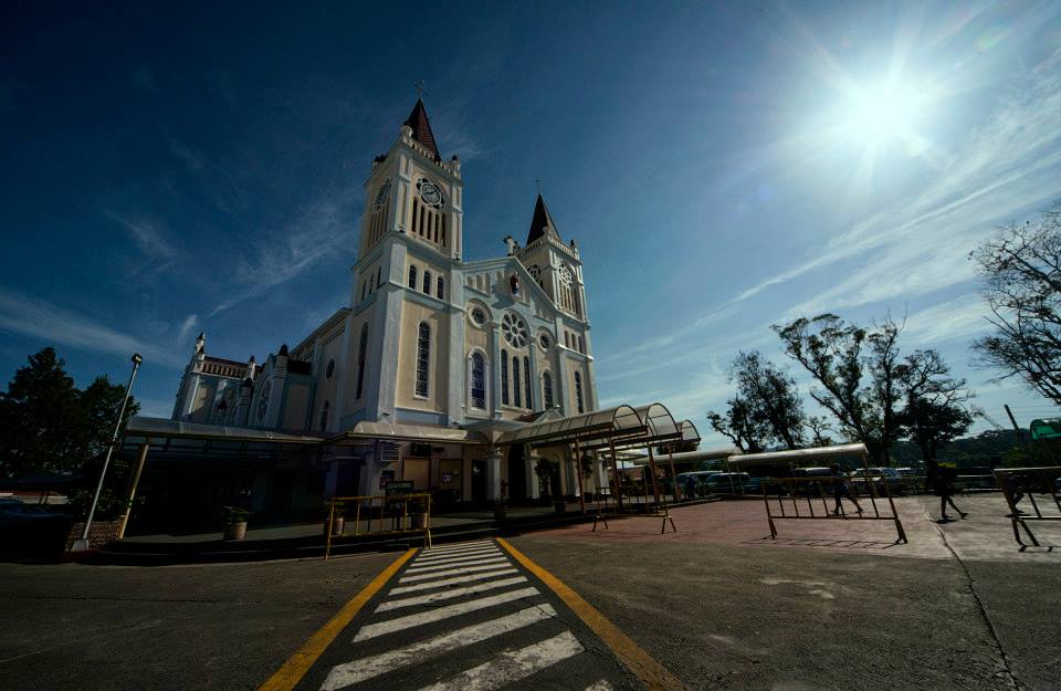 baguio-city-guide-cathedral