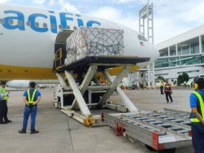 Cebu Pacific Airlifts Vaccines