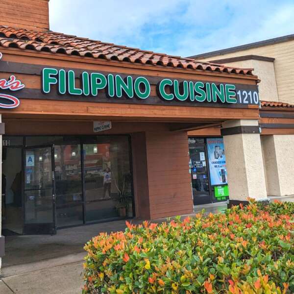 Lisa's Filipino Cuisine Frontage